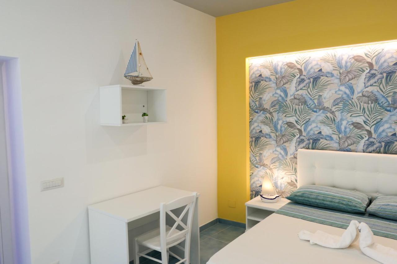Cristianzerotre Suite Naples Extérieur photo