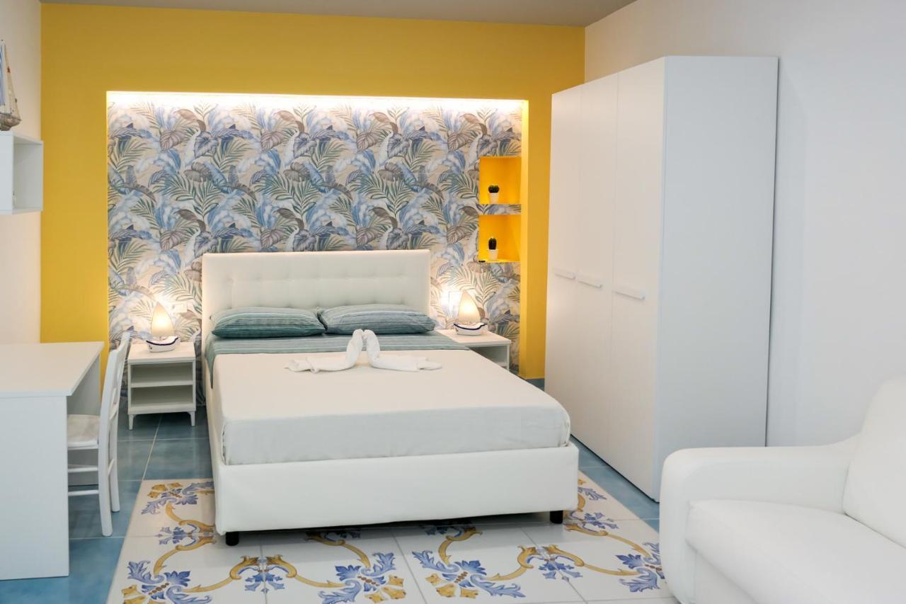 Cristianzerotre Suite Naples Extérieur photo